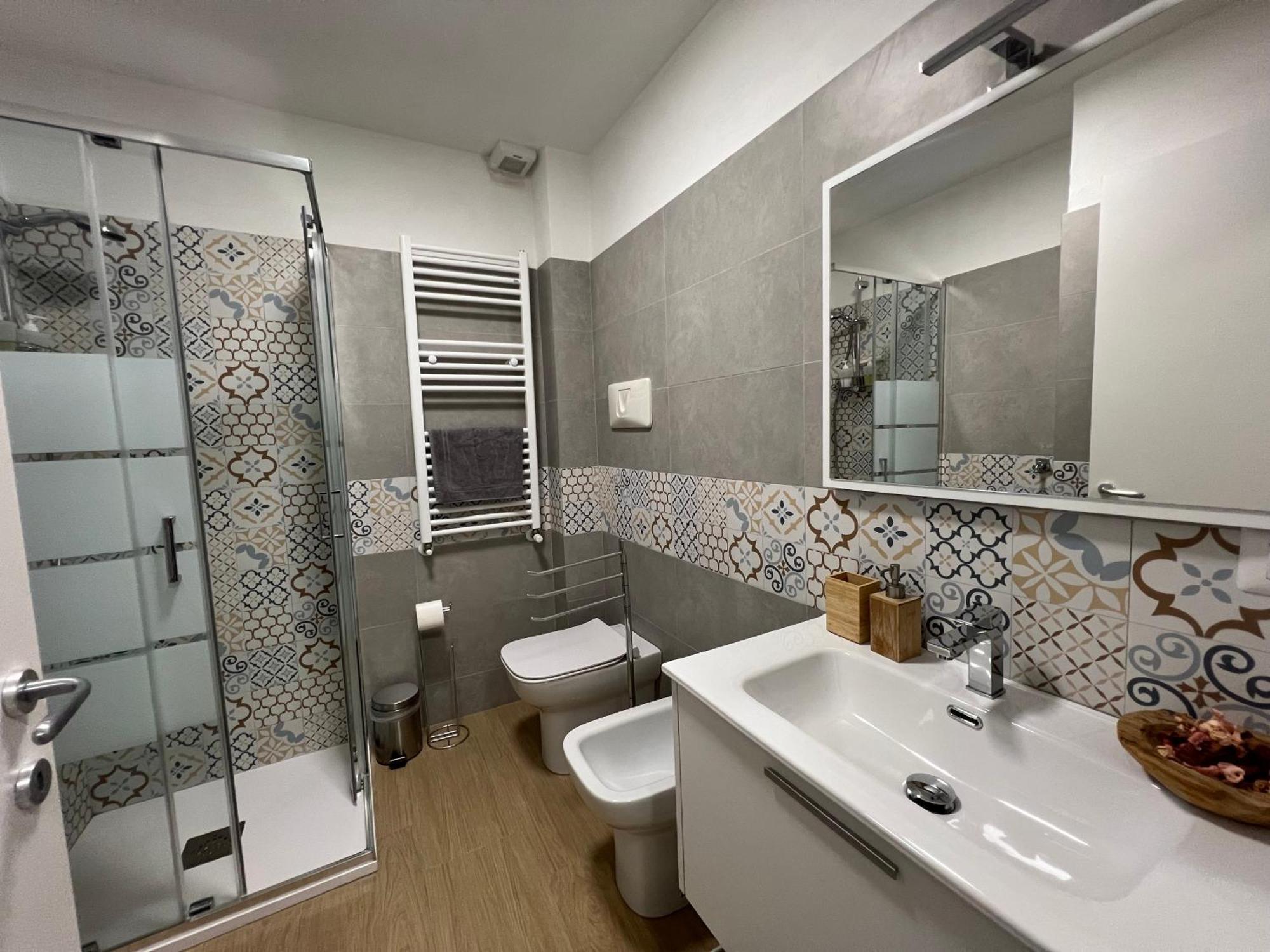 Appartement La Casa Di Lidia - Bocconi à Milan Extérieur photo