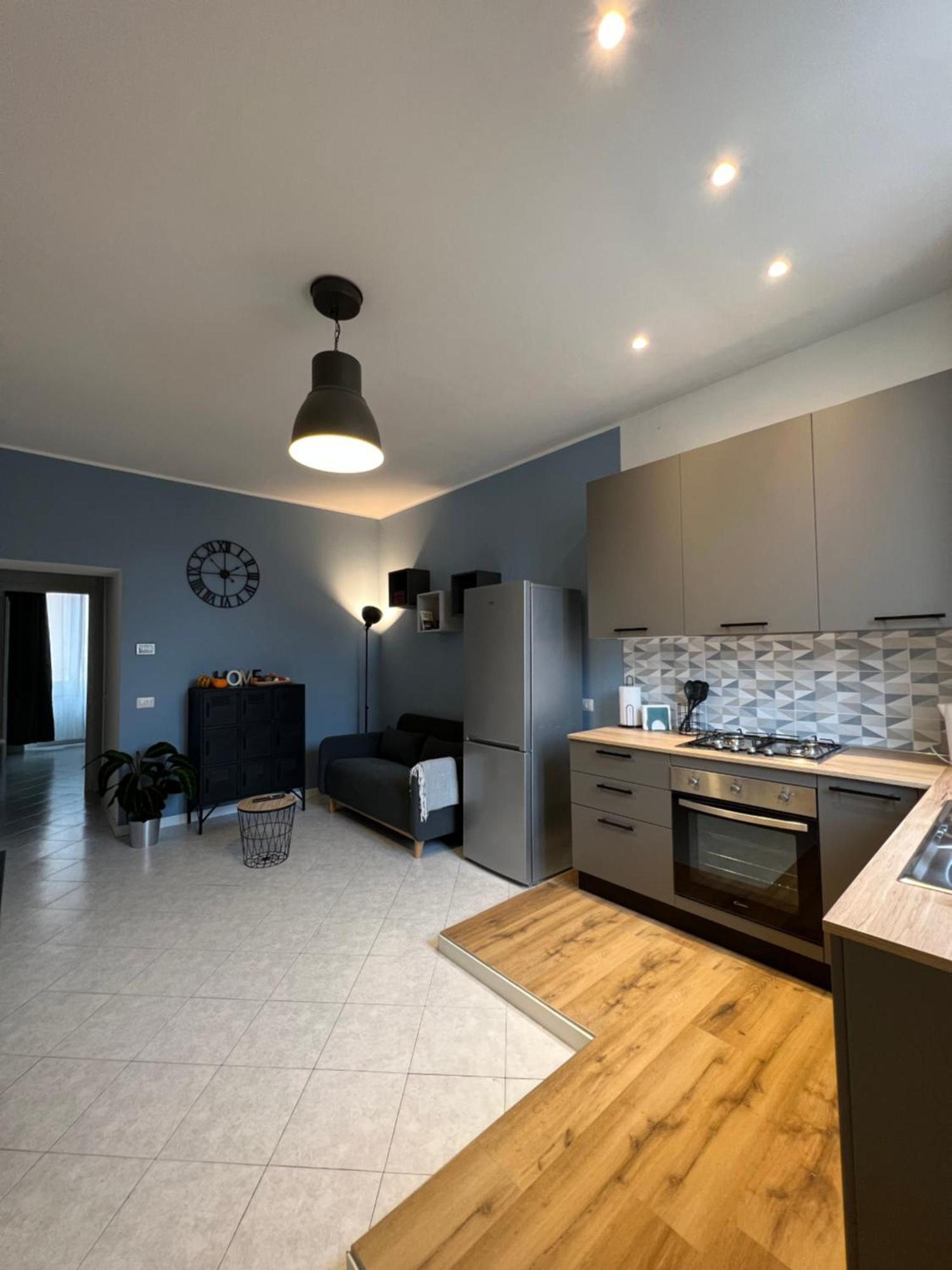 Appartement La Casa Di Lidia - Bocconi à Milan Extérieur photo
